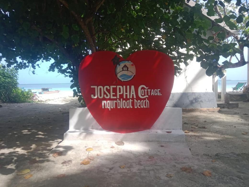Josepha Cottage Ngurbloat Exterior foto